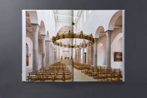 „Spurensuche“ und „Kathedrale im Umbruch“